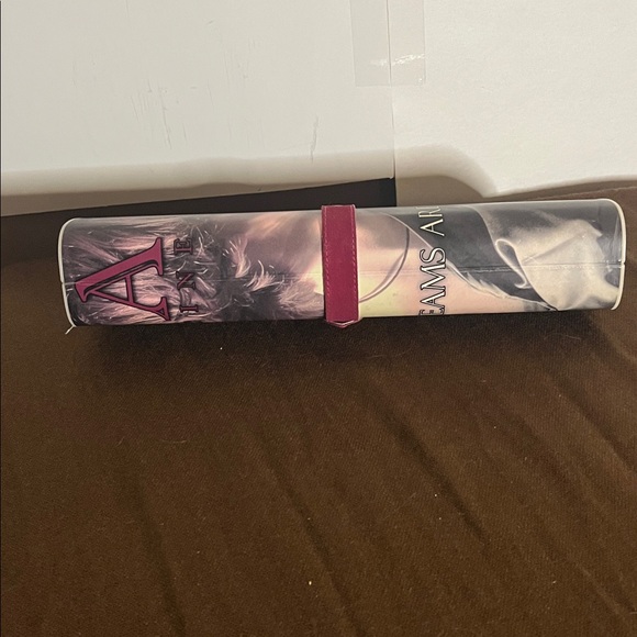 😄Vintage magazine clutch boho chic fashion statement piece iconic - Picture 3 of 11